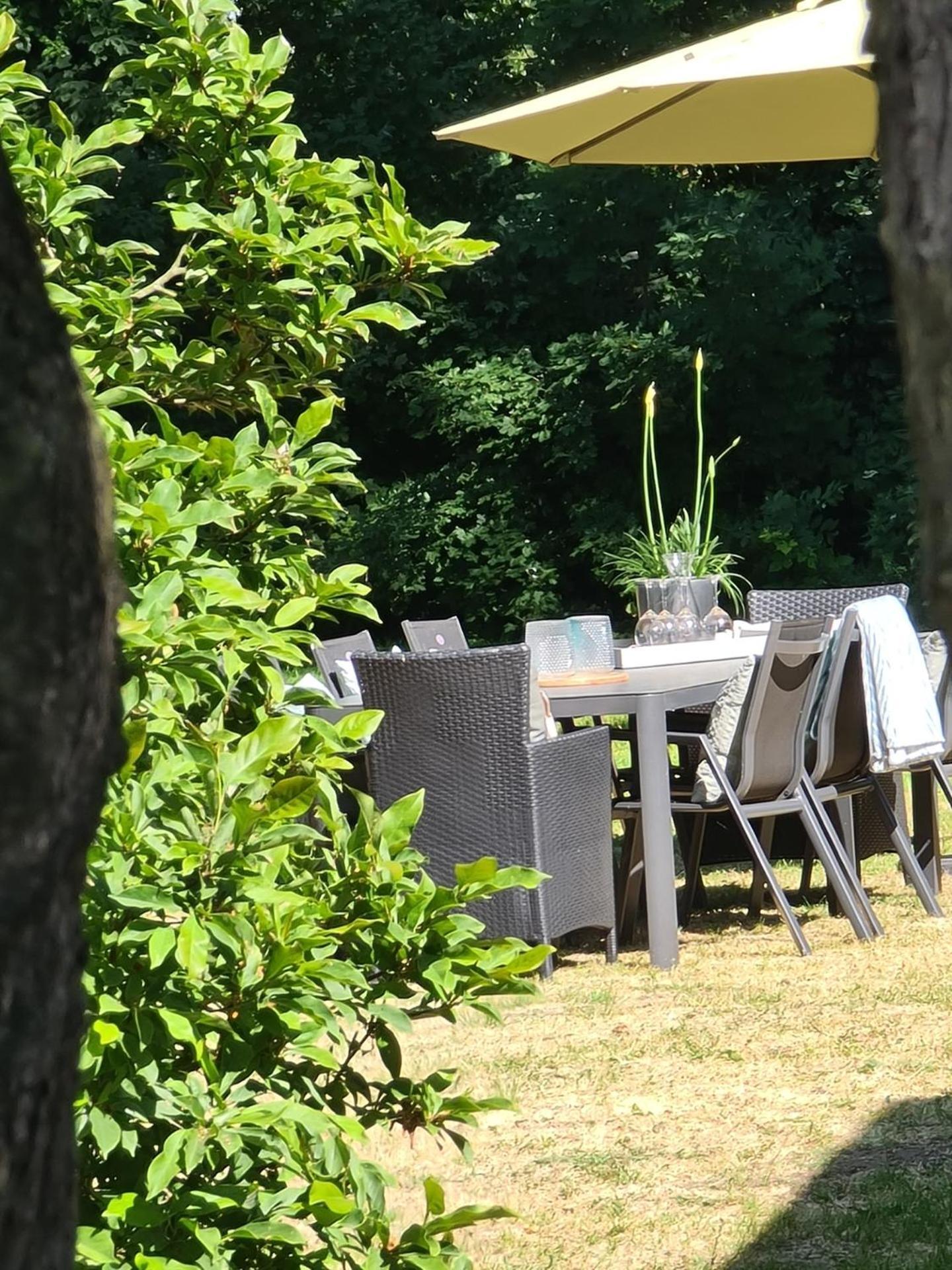 Landgoed De Lavei Bed & Breakfast Weleveld Exterior photo